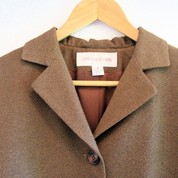 Pure Wool Casual Elegant Jacket, Jones New York, Made in Canada - Picture 3 of 6